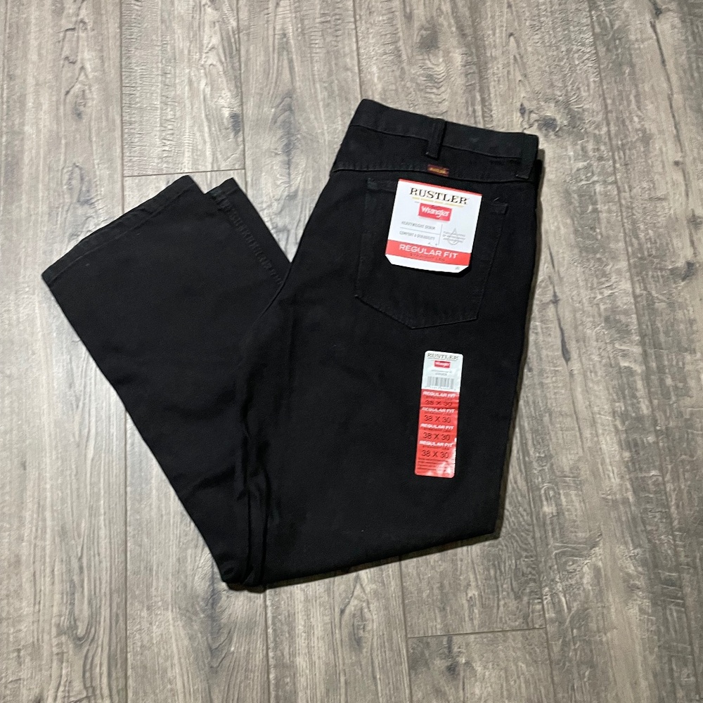 NWT Men’s Wrangler Rustler Regular Fit Black Jeans 38x30